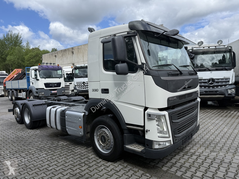 شاحنة Volvo FM 330 6X2*4