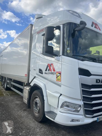 Грузовик фургон DAF
