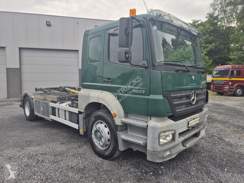 Camion Mercedes 1823 PALFINGER HOOKSYSTEM