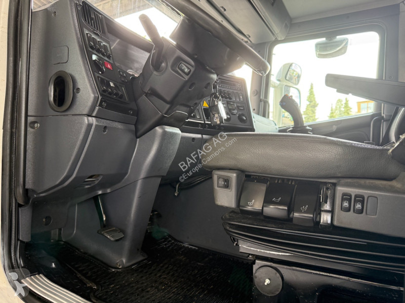 شاحنة Scania g450cb. 8x4
