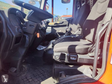 شاحنة قلابة ذات تفريغ خلفي وجانبي Iveco