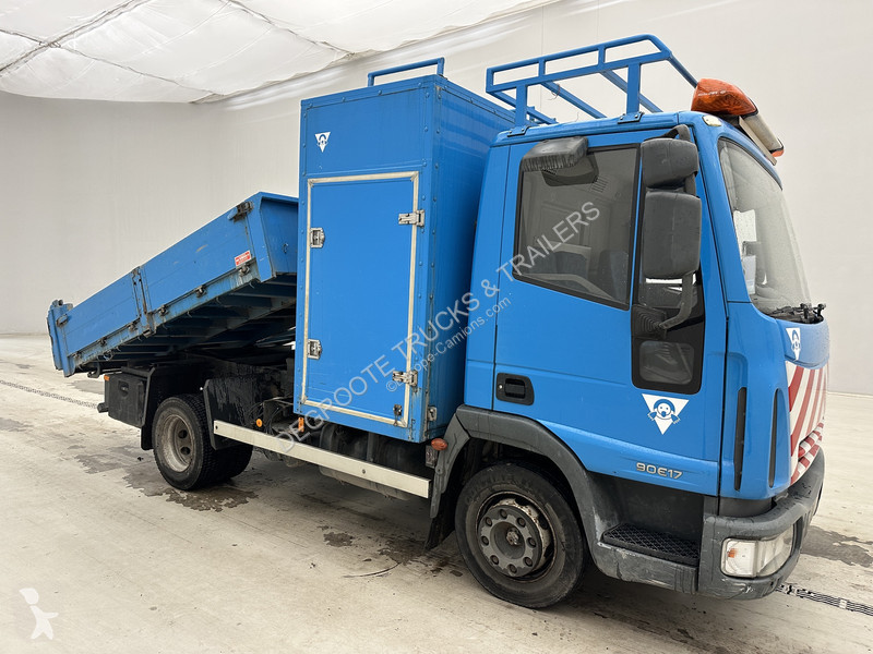 شاحنة Iveco 90E17