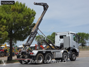 Mercedes hook arm system truck