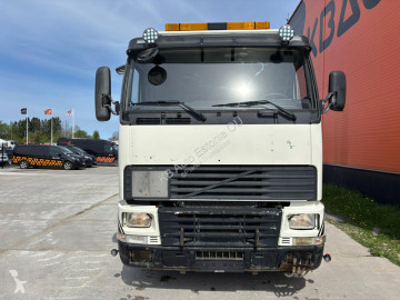 شاحنة مكنسة كهربائية Volvo