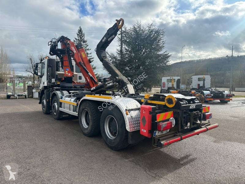 شاحنة Iveco