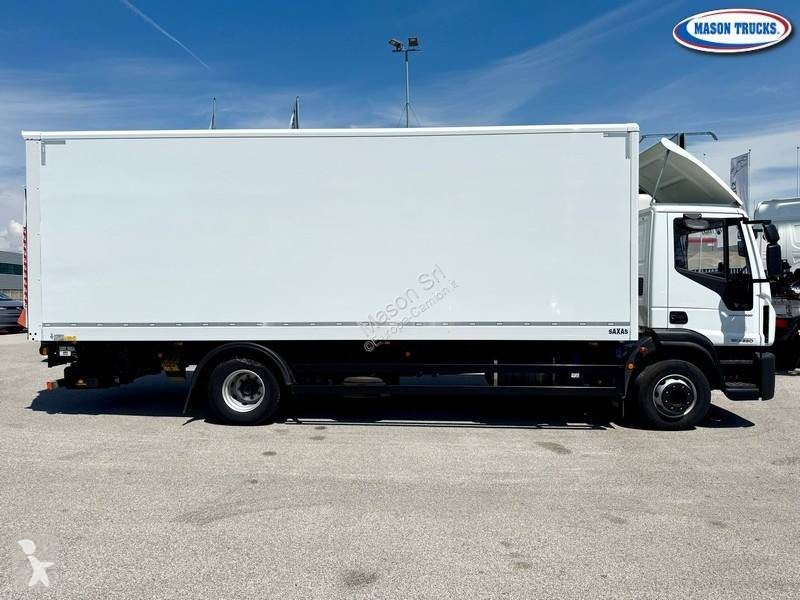 شاحنة Iveco