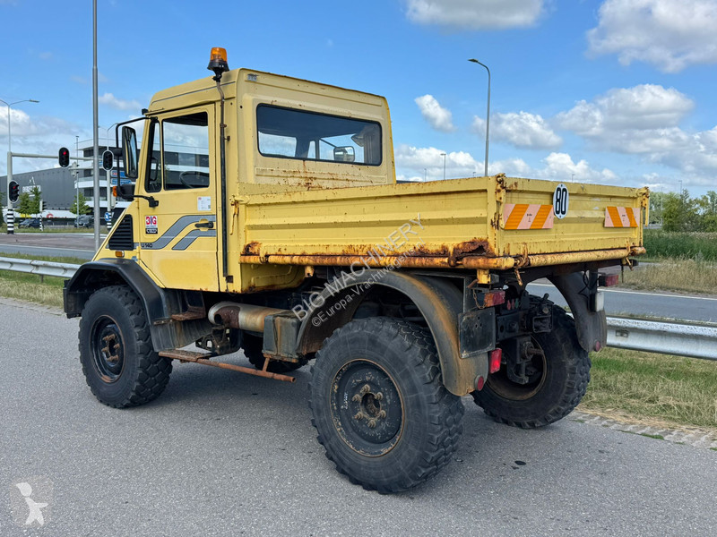 شاحنة Mercedes U140