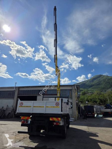شاحنة قلابة ذات تفريغ خلفي وجانبي Iveco