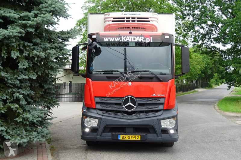 شاحنة Mercedes 2840 Syp euro 6 chłodni 3 osie...