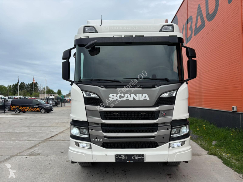شاحنة Scania P410 4x4+2 HYDRAUICS / FRONT AXE 9T