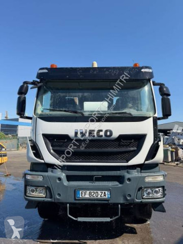 شاحنة اسمنت دوامة / خلاطة اسمنت Iveco