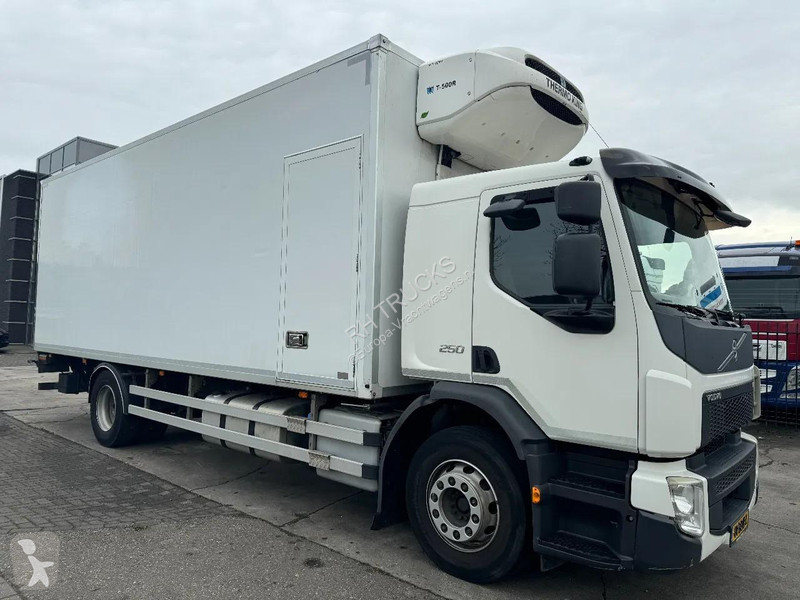 شاحنة Volvo 250 4X2 - EURO 6 + THERMOKING...