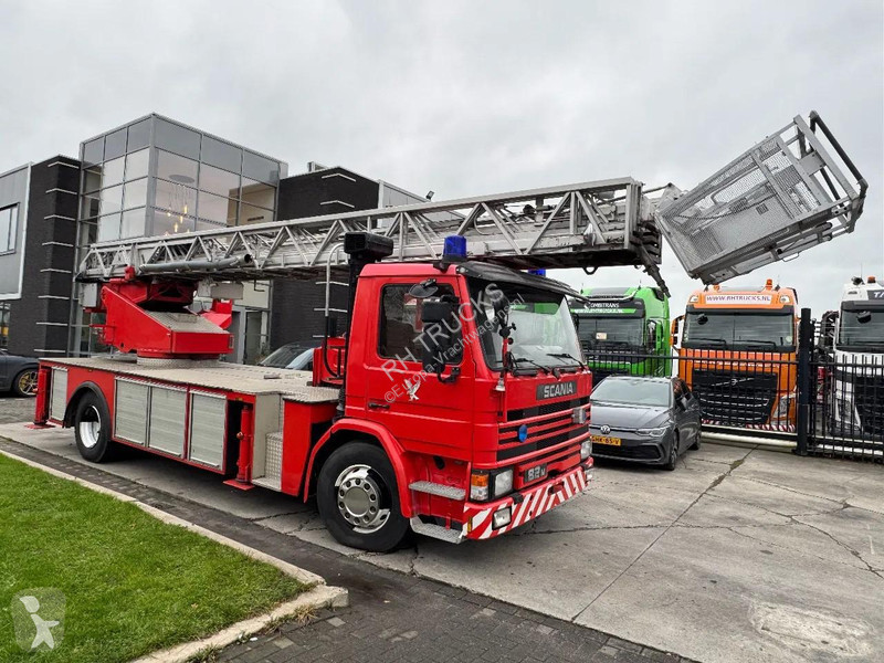 شاحنة Scania P82 4X2 - FIRE TRUCK - 30M IFT