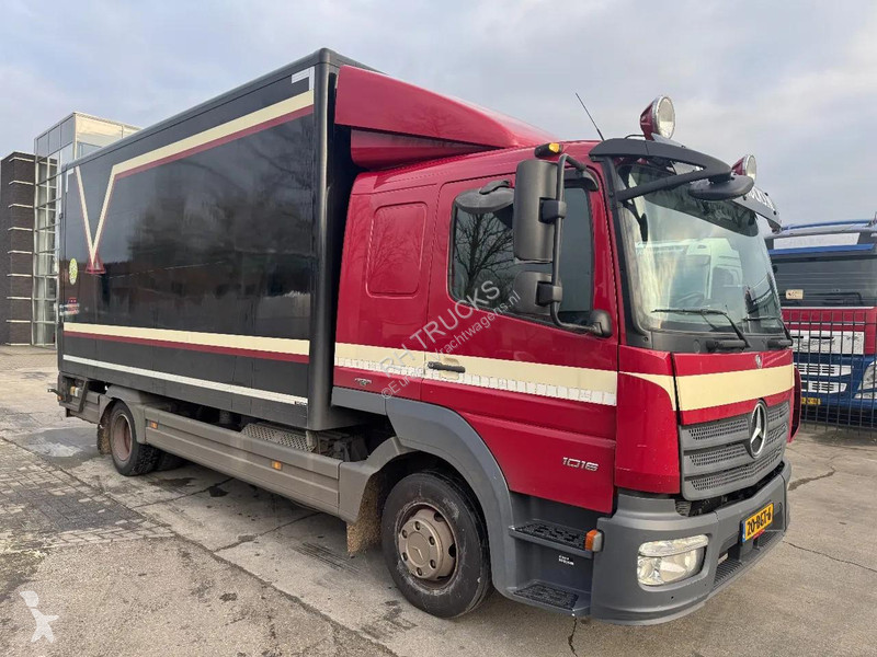 شاحنة Mercedes 1016 4X2 - EURO 6 + DHOLLANDIA LIFT