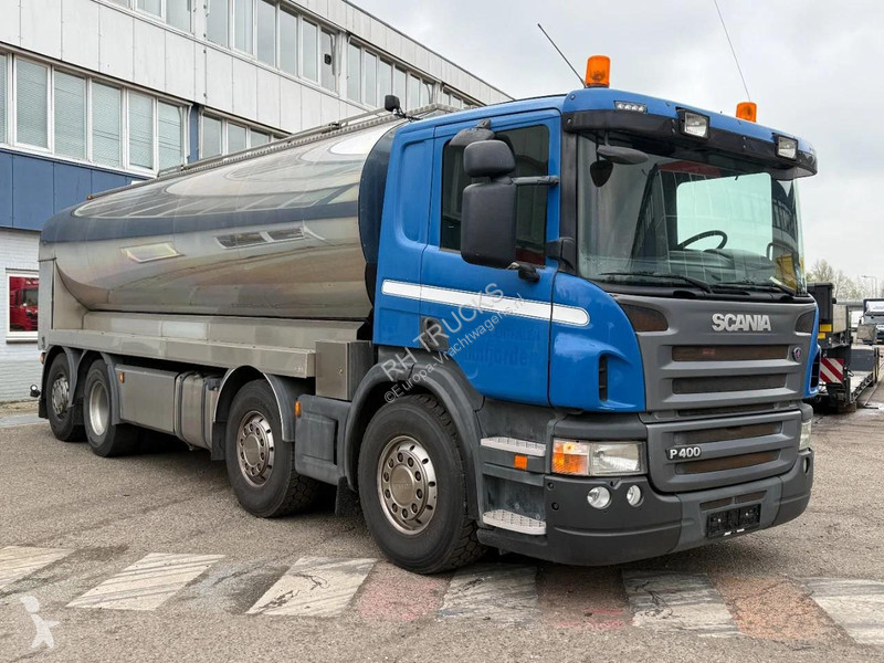 شاحنة Scania P400 8X2 EURO 5 - TANK 21.700 ITER