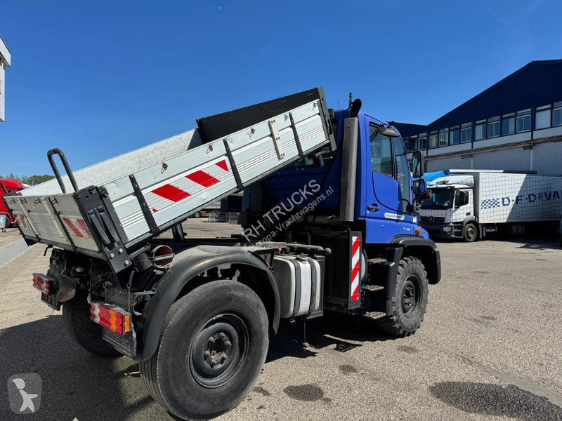 Camion Unimog 405/10 4X4  KIPPER