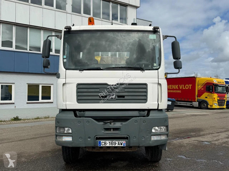 شاحنة MAN TGA 6X4 KIPPER