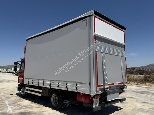 شاحنة Volvo FL 210