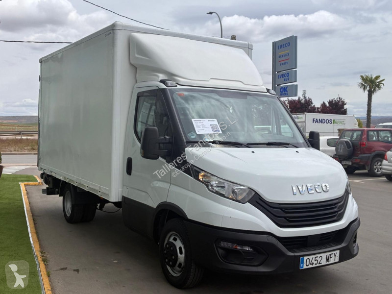 Camion Iveco  35C16 20m3
