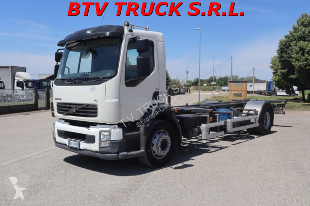 شاحنة Volvo FL