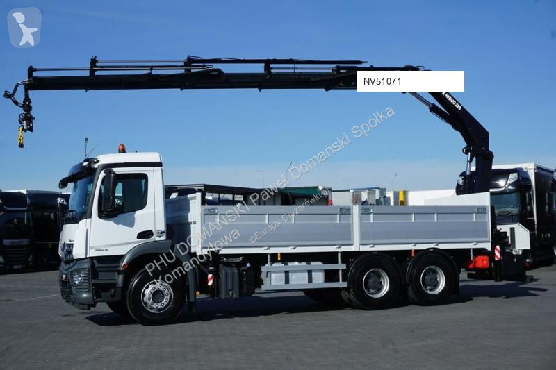 Camion Mercedes 228 E – 4