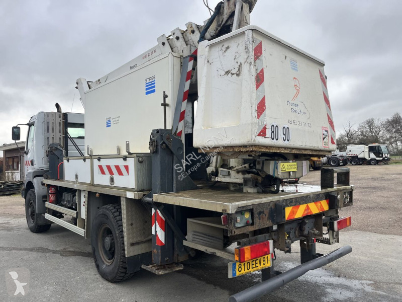 شاحنة Renault 370