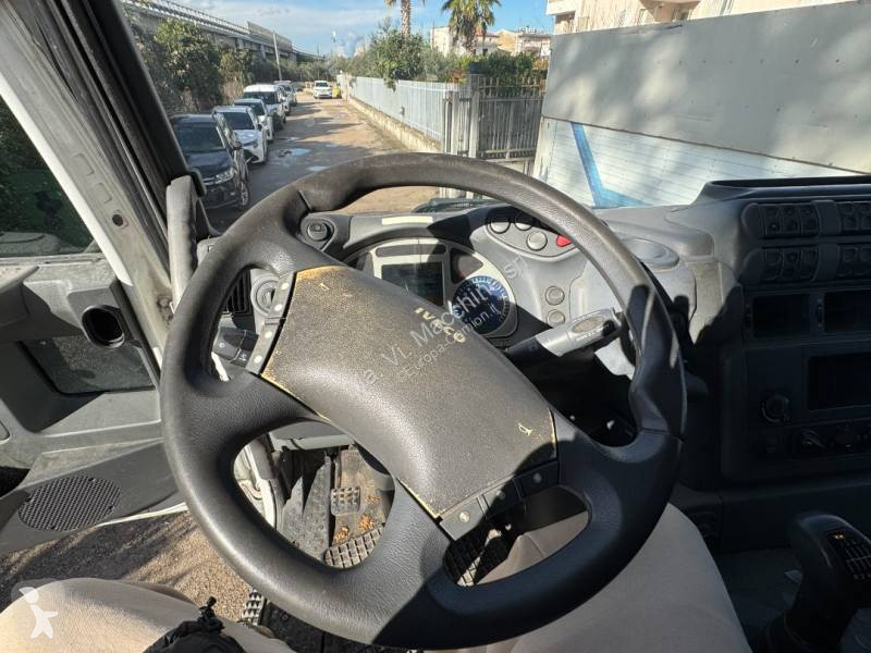شاحنة Iveco