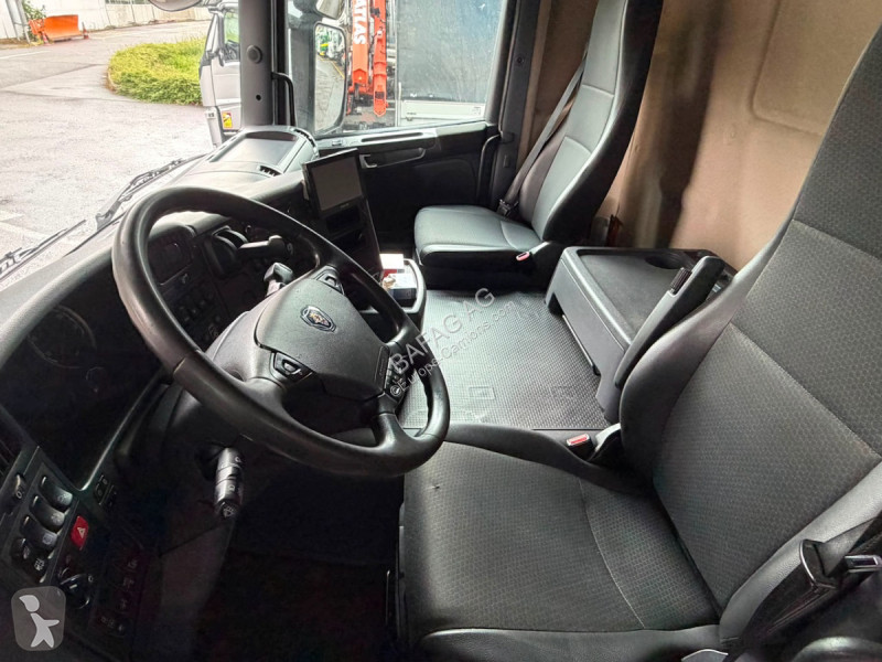 شاحنة Scania g440 lb 6x2