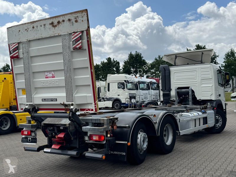 شاحنة Volvo 330 6x2*4 BDF + Lift Only 309Tkm!...