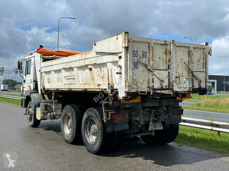 شاحنة MAN 6x4 Kipper