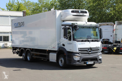 Камион хладилно Mercedes