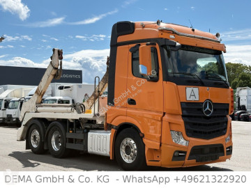 شاحنة حاوية Mercedes