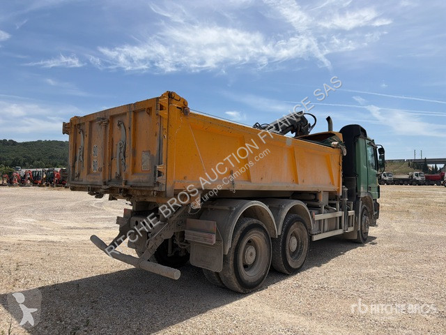 شاحنة Mercedes  ACTROS 3336