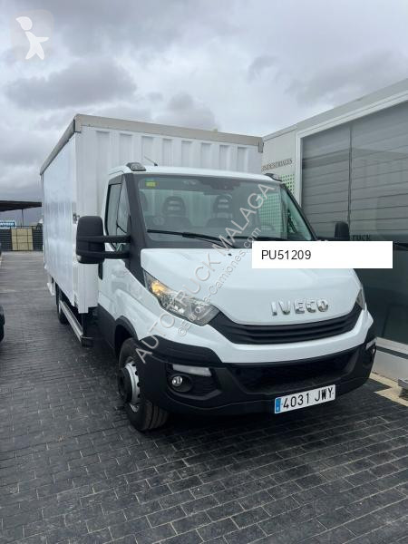 شاحنة Iveco 70C15 BOTELLERO