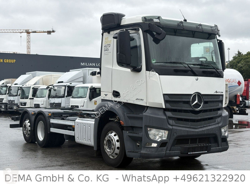 شاحنة Mercedes...