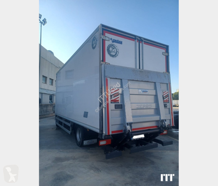 شاحنة Isuzu F14 N NEES