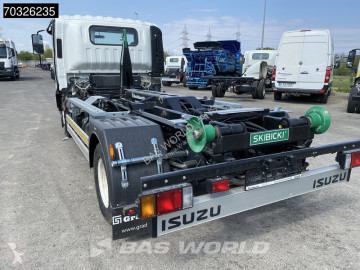 Камион Isuzu M 27 4X2 NEW! 3,5T Skibici skiploader 330cm Euro 6