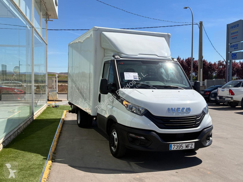 شاحنة Iveco  35C16 20m3