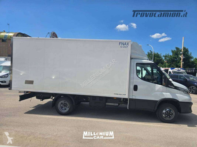 Camion Iveco 35-18 (2020) CELLA FRIGO 4,30 ATP