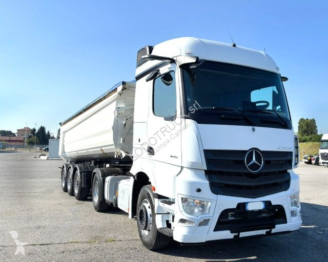 شاحنة Mercedes ACTROS