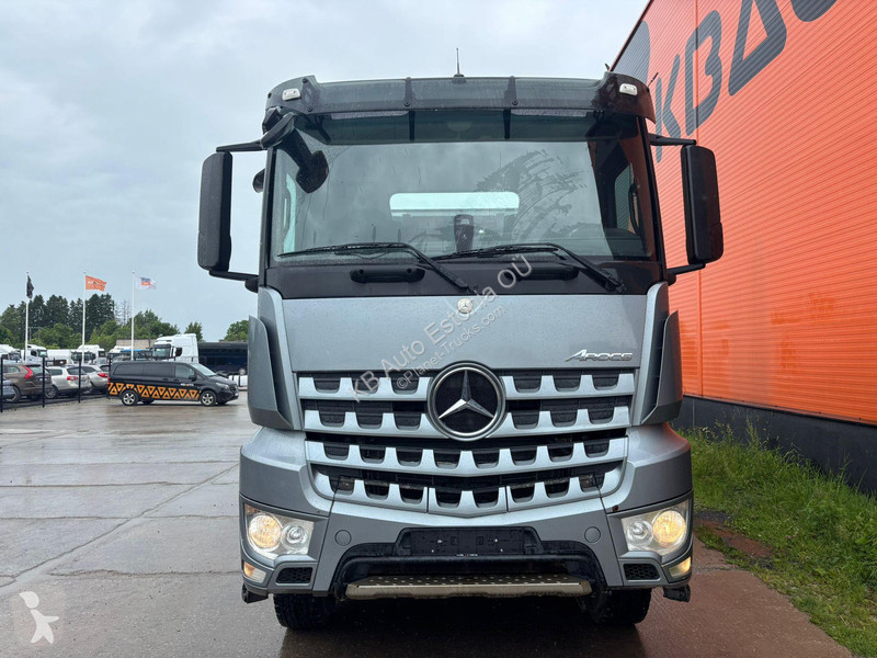 شاحنة Mercedes 3235 8x4 FULL STEEL / BOX L=6230 mm