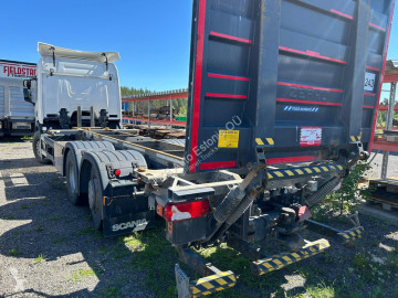 Камион контейнеровоз Scania