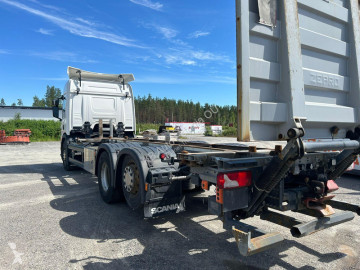 شاحنة حاملة حاويات Scania
