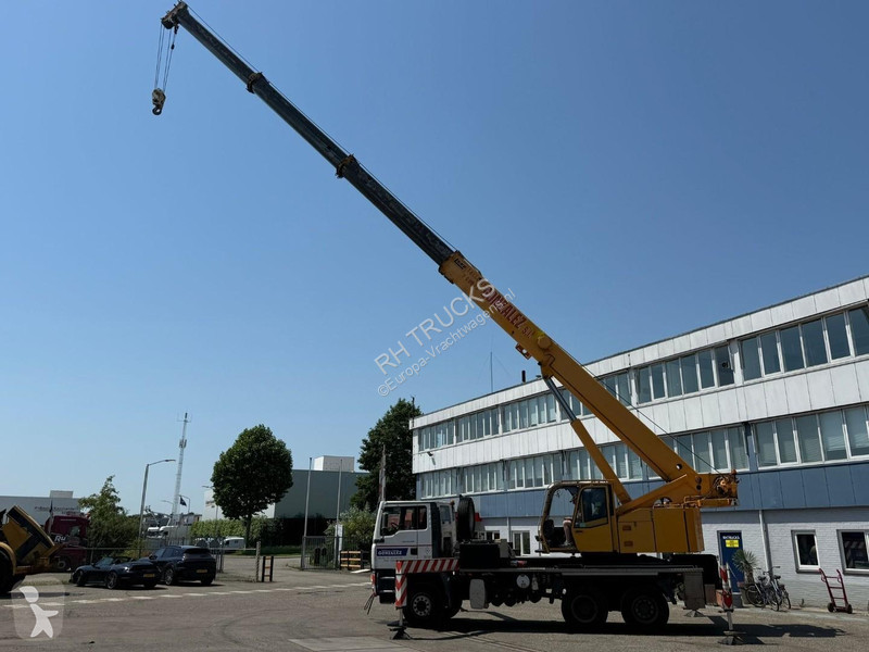 شاحنة MAN 33.430 6X4 EURO 3 + LUNA GT-40/32...