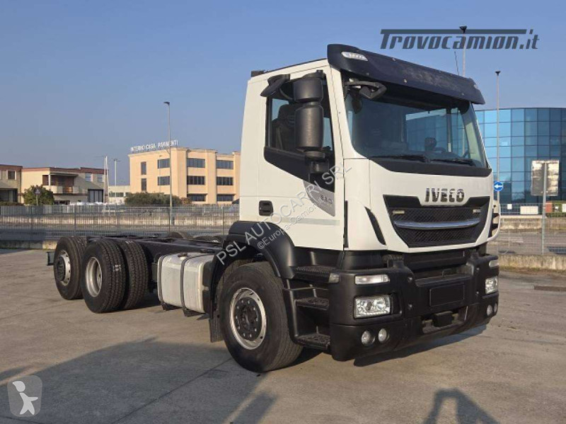 شاحنة Iveco 260S33
