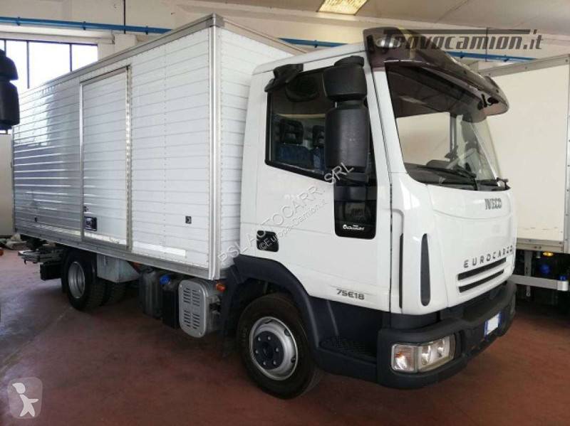 شاحنة Iveco 75E18