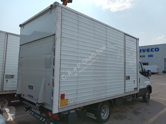 Camion Iveco Daily 35C14