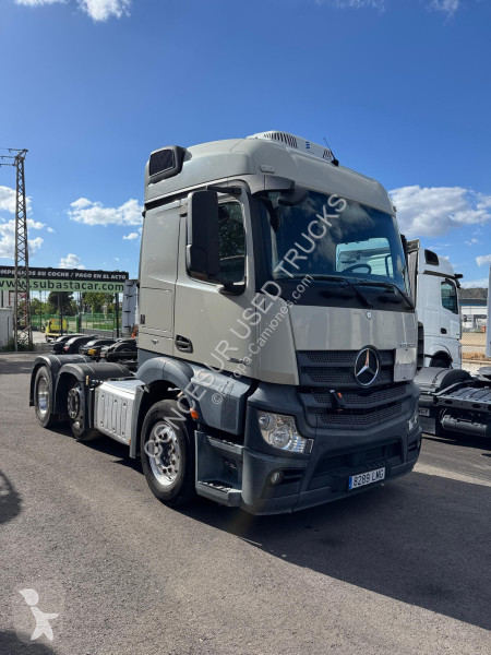 شاحنة Mercedes  2543 LS