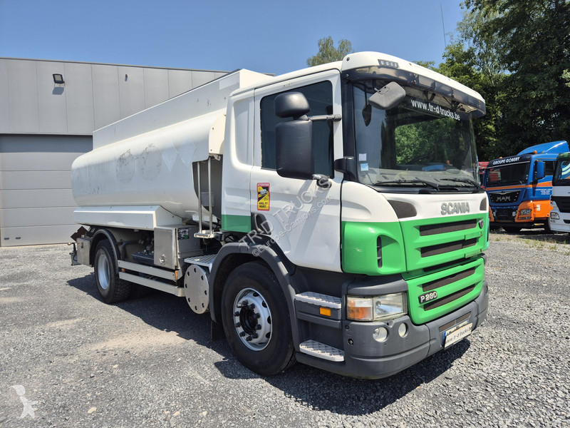 شاحنة Scania P280 FUEL / CARBURANT 00L - 4 COMP...