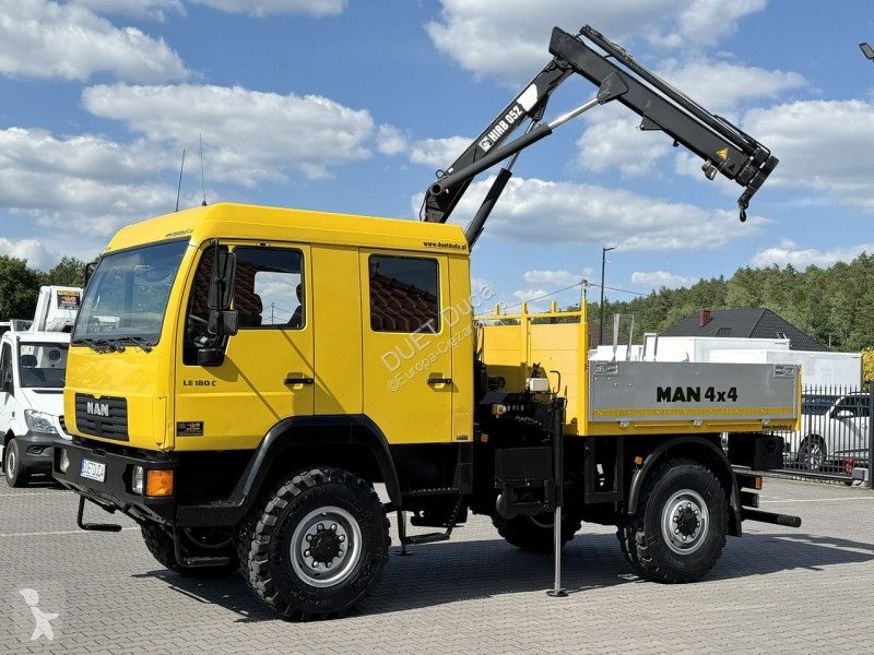 Camion MAN LE 180C 4x4 DOKA 4.6/180KM...